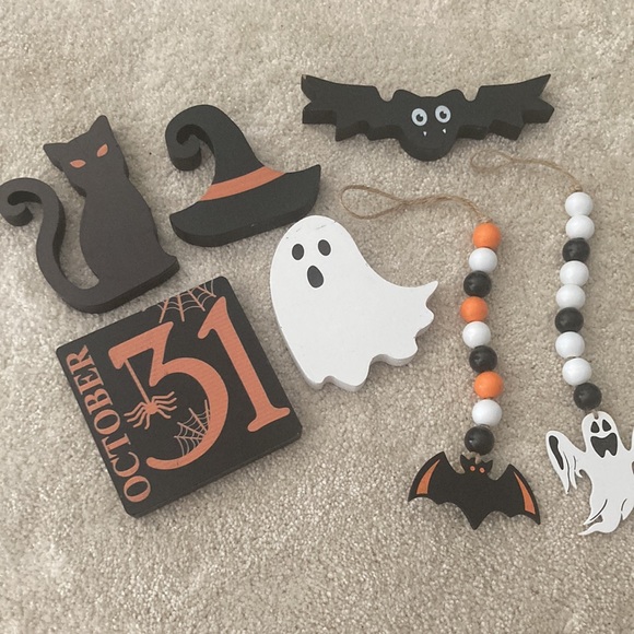 Rustic Wooden Halloween Decoration Bundle Great Condition - Picture 8 of 8